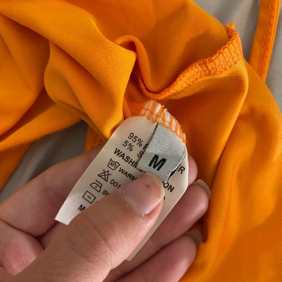 Orange Rave crop top - Picture 3 of 3